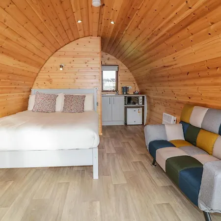 The Wheelhouse Pod No 1 *